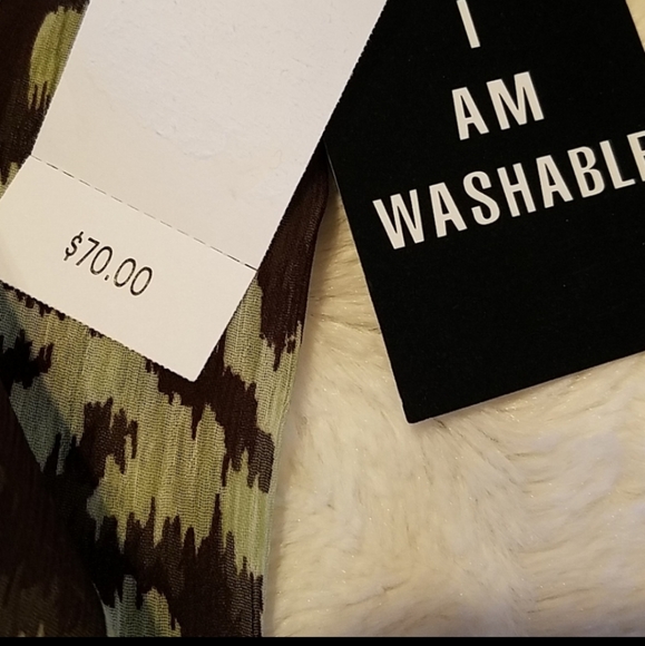 NWT Studio One top - Picture 6 of 6